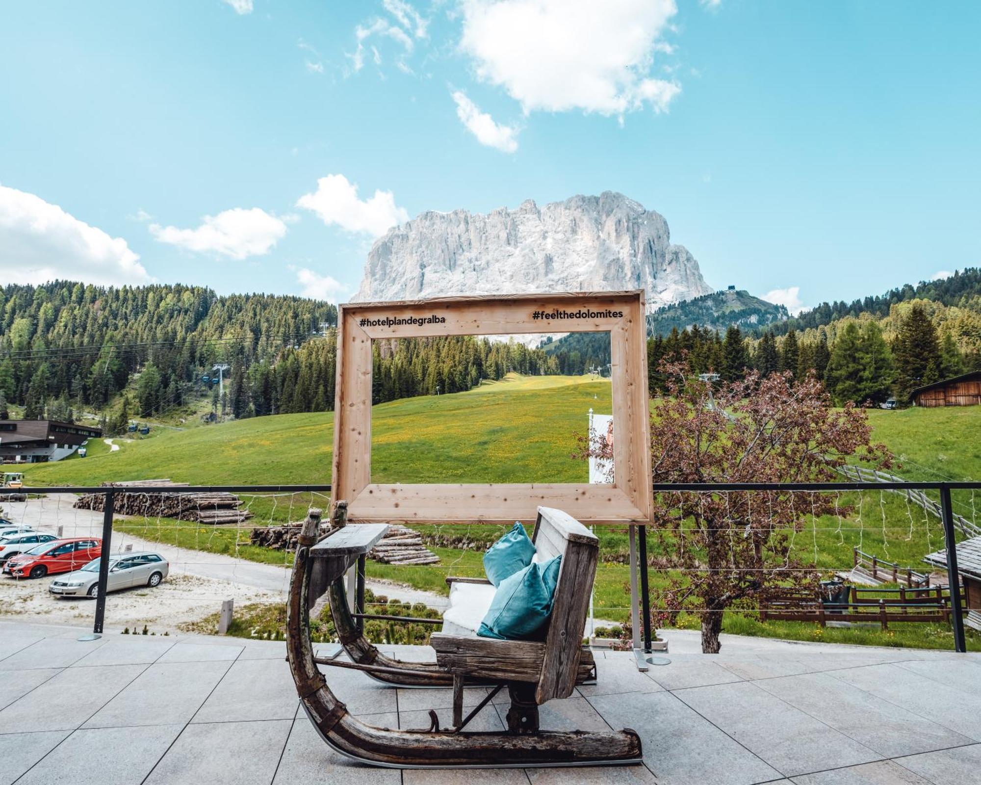 Hotel Plan De Gralba - Feel The Dolomites Selva di Val Gardena Exterior foto